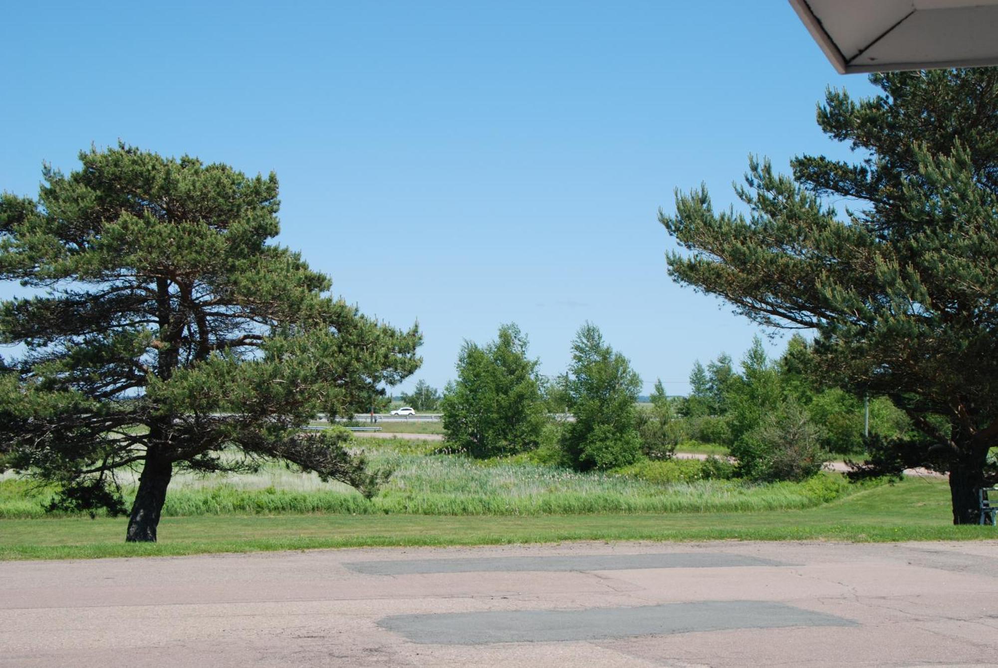 Tantramar Motel Sackville Ngoại thất bức ảnh