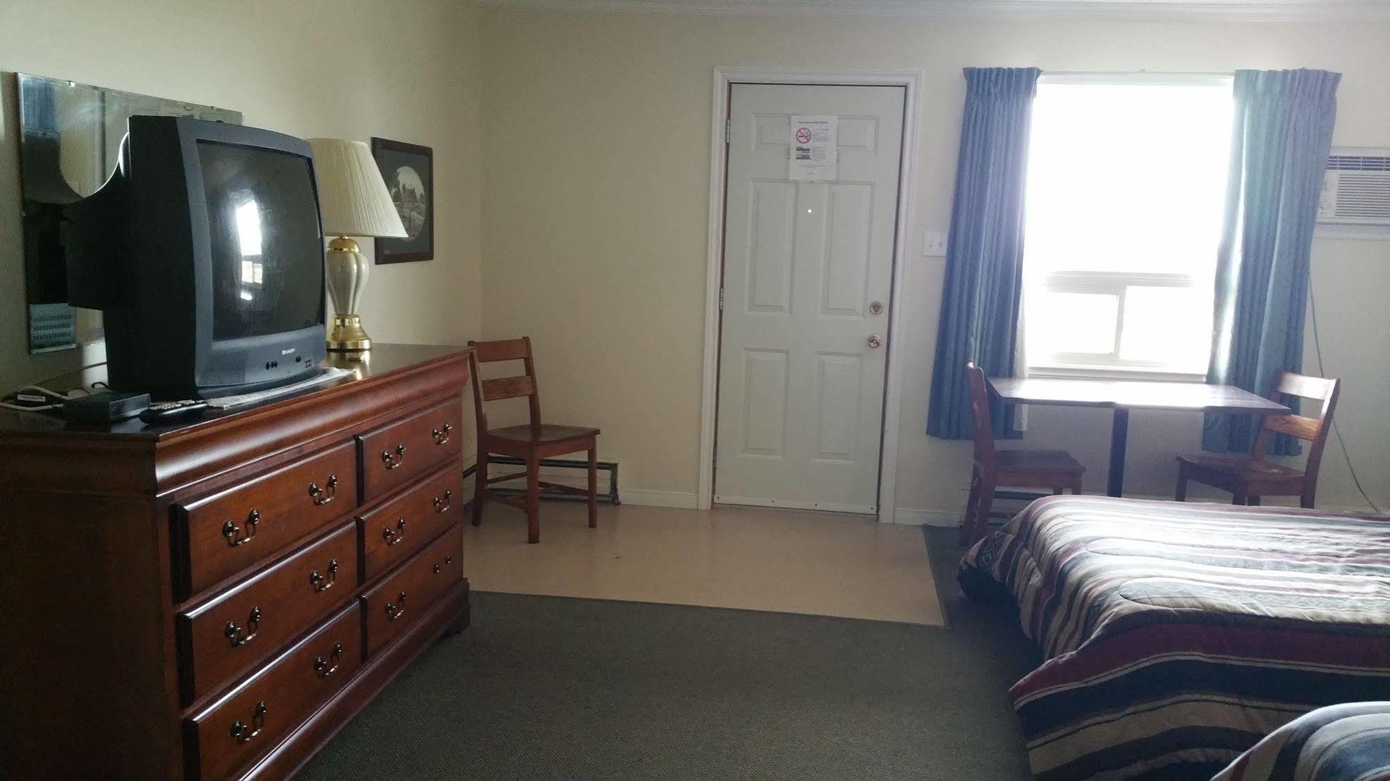 Tantramar Motel Sackville Ngoại thất bức ảnh